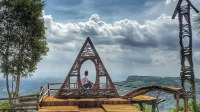 Healing di Atas Awan Lima Pesona Bukit Lintang Sewu Yogyakarta