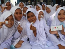 Meniti Jalan Kebaikan: Panduan Hidup Islami untuk Generasi Muda