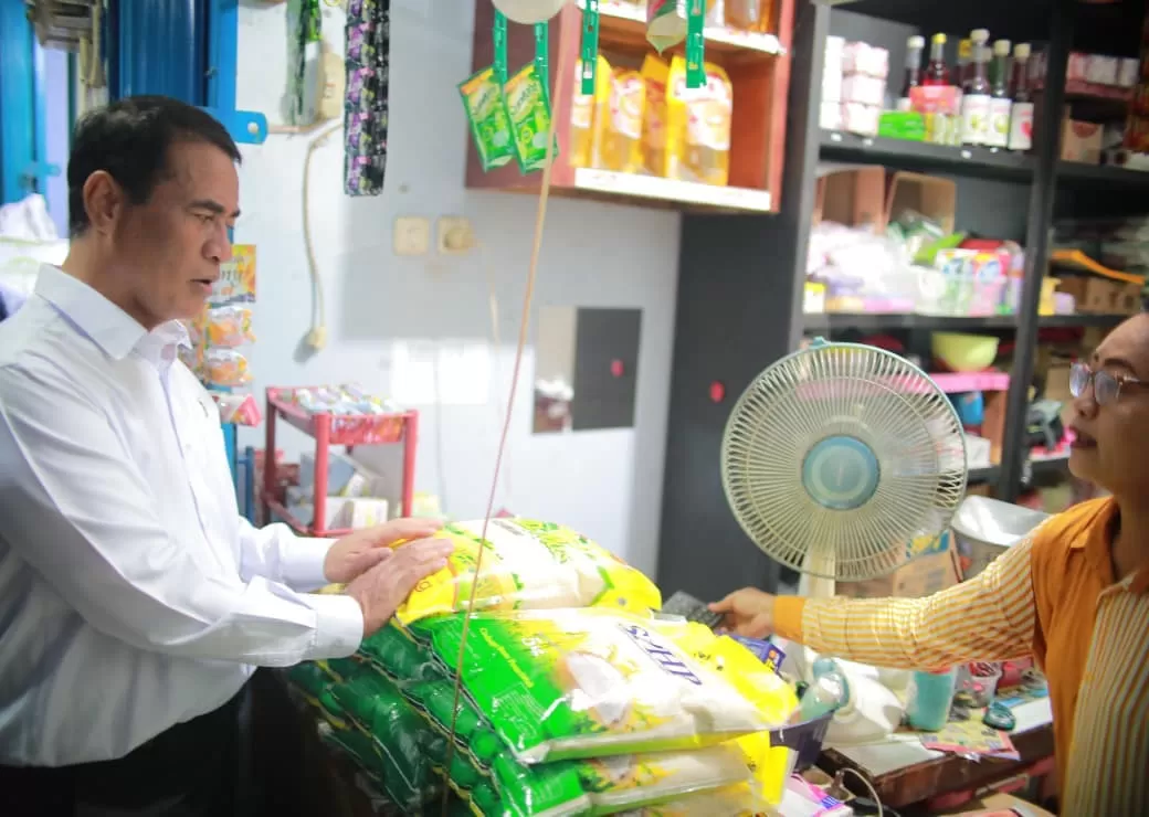 Beras Premium Kembali Ramai di Minimarket Stok Tercukupi Harga Stabil
