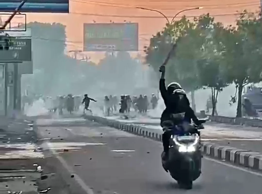Mahasiswa Amikom Tewas Tragis Demo Polisi Diduga Lakukan Pengeroyokan