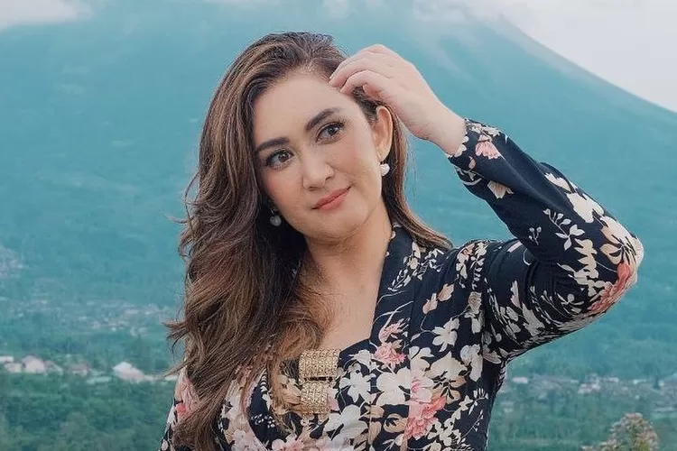 NAFA URBACH Minta Maaf Skandal Rumah DPR Penjelasan Mengejutkan
