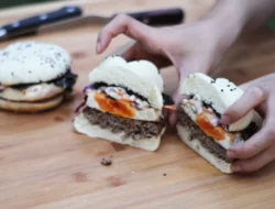 Rahasia Yakiniku Burger Devina Hermawan: Lezat, Sehat, dan Instagramable 8 Rahasia Yakiniku Burger Devina Hermawan: Lezat, Sehat, dan Instagramable