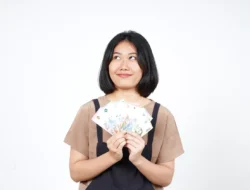 Raih Financial Freedom: 6 Strategi Cerdas Menabung ala Milenial
