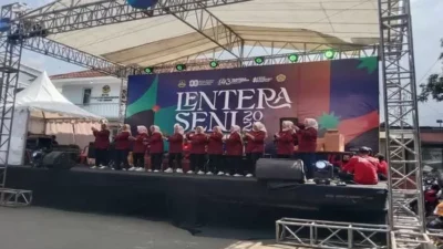 Gemerlap Lembang Milangkala Meriah 143 Tahun Desa Bertabur Keajaiban Seni