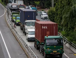 Kemnaker Tegas Batasi Jam Kerja Sopir Logistik, Ini Efeknya untuk Trayek Jauh 8 Kemnaker Tegas Batasi Jam Kerja Sopir Logistik, Ini Efeknya untuk Trayek Jauh