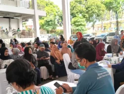 RSUD Batu Gebyar HUT Jatim: Baksos Kesehatan di Pasar, Warga Rela Antri Apa? 17 RSUD Batu Gebyar HUT Jatim: Baksos Kesehatan di Pasar, Warga Rela Antri Apa?