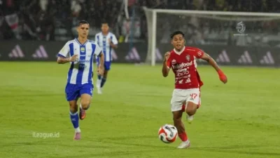 Hodak Tergila-gila Reijnders Persib: Rahasia Tak Terkalahkan, Mesin Serba Bisa Beraksi